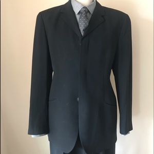 GIORGIO ARMANI 4 hidden button SUIT 40-42